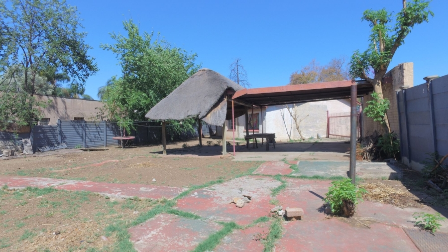 3 Bedroom Property for Sale in Oos Einde North West